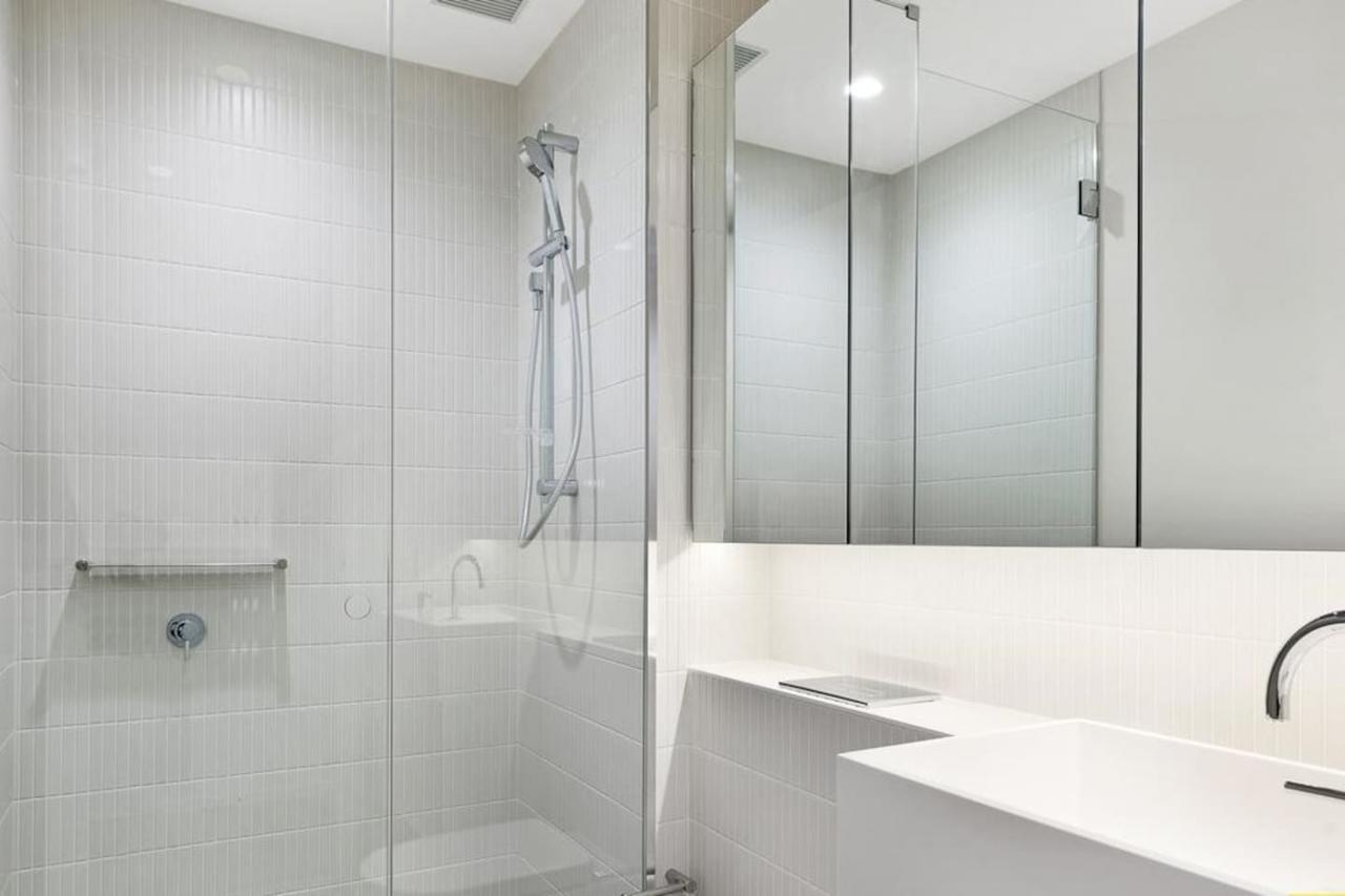 Readyset Apartments On Southbank Boulevard Melbourne City Exterior foto