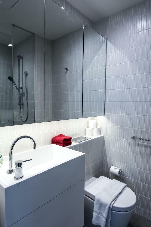 Readyset Apartments On Southbank Boulevard Melbourne City Exterior foto